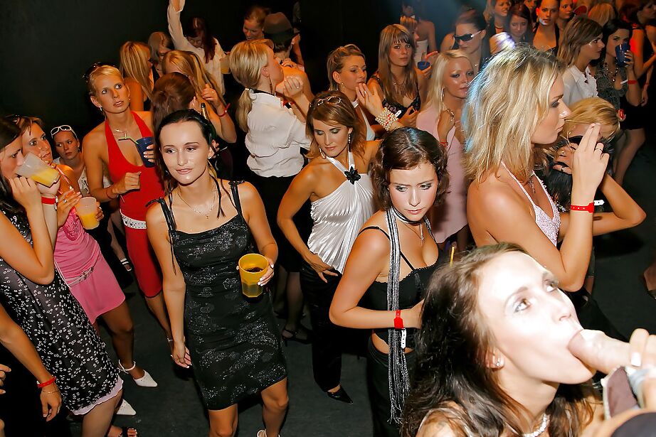 16P Zoftick MILFs showing off their blowjob skills at the crazy club party