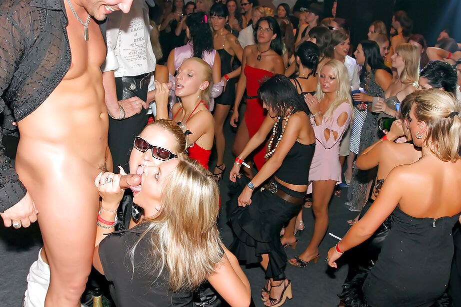 16P Zoftick MILFs showing off their blowjob skills at the crazy club party