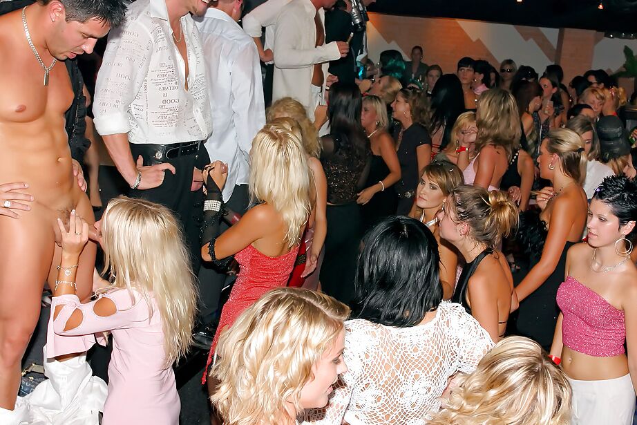 16P Zoftick MILFs showing off their blowjob skills at the crazy club party