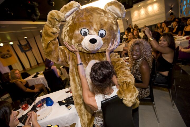 16P Clothed slut do blowjob to a Dancing bear on a wild CFNM party