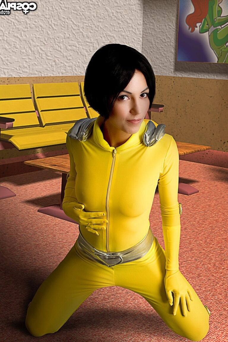 12P Cosplay Erotica Alex Totally Spies cosplay nu