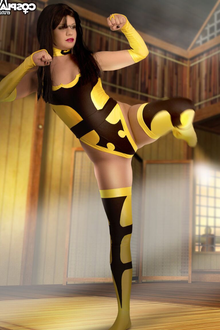 12P Cosplay Érotique Tanya Mortal Kombat cosplay nu