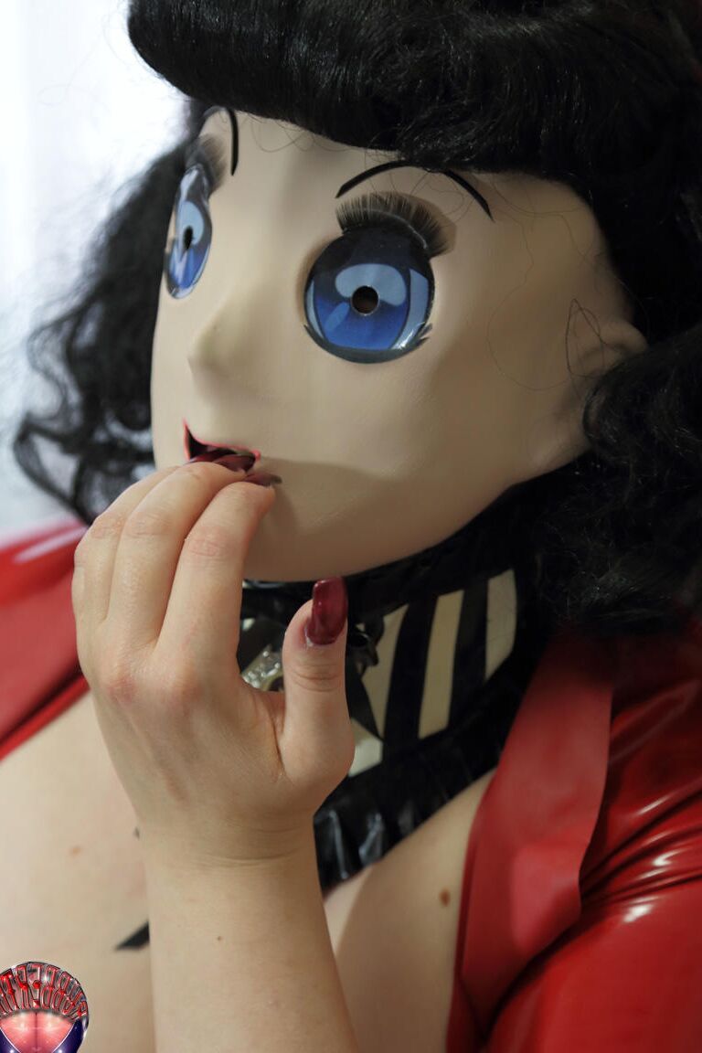 16P Tetas de goma Manga Maid Pt 01