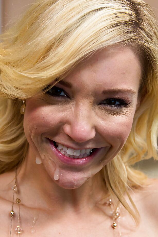 16P La profesora rubia Laura Bentley está siendo perforada duro en su coño