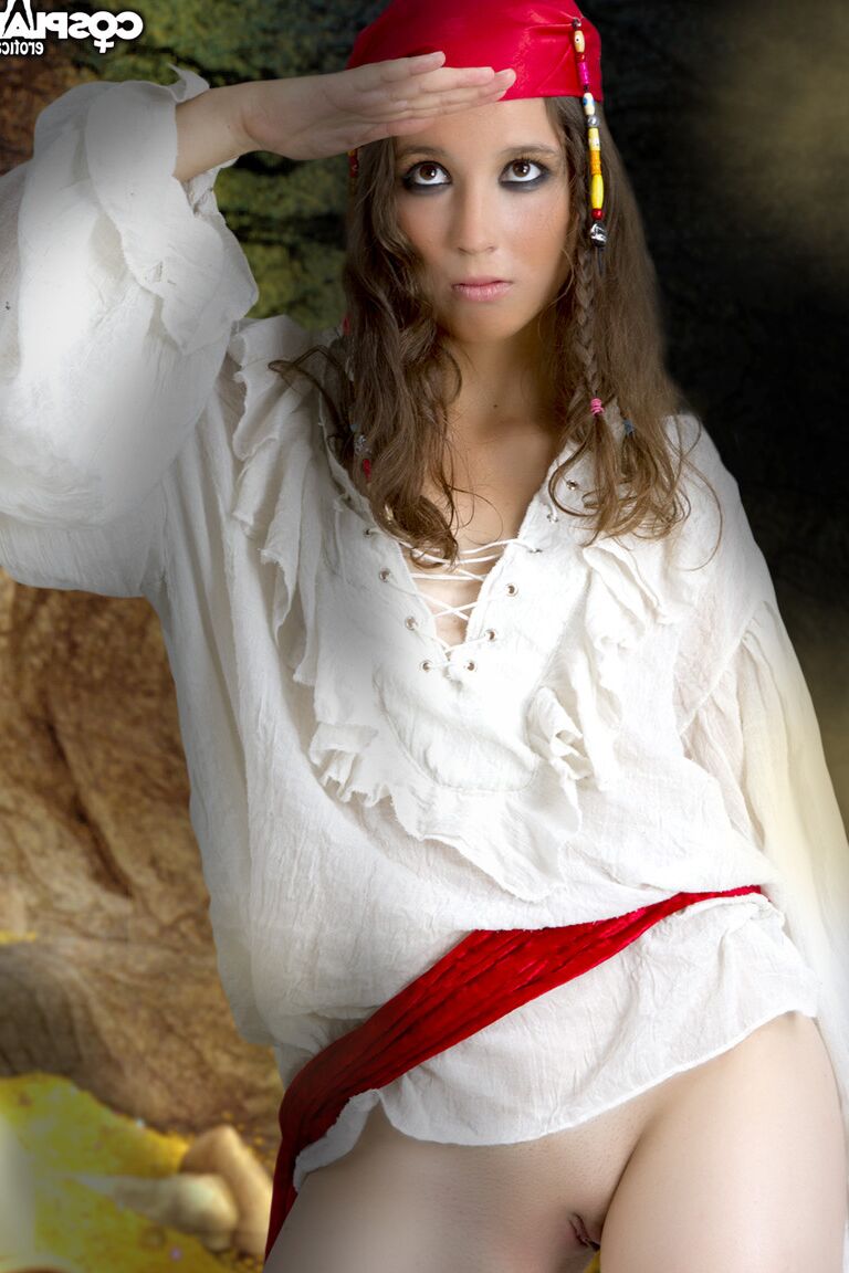 12P Stacy in Hidden Trasure nude cosplay