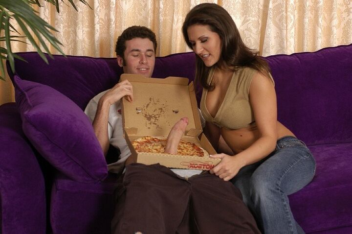 16P Ravishing cougar with flawless tits has some fun with a big cock pizza-lad