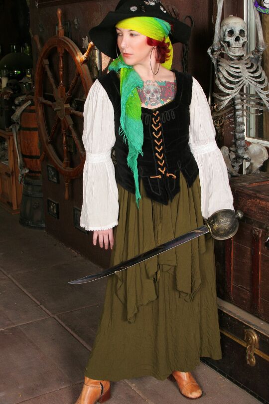 15P Tattooed redhead Zelda ditches pirate attire to pose nude in boots and a hat