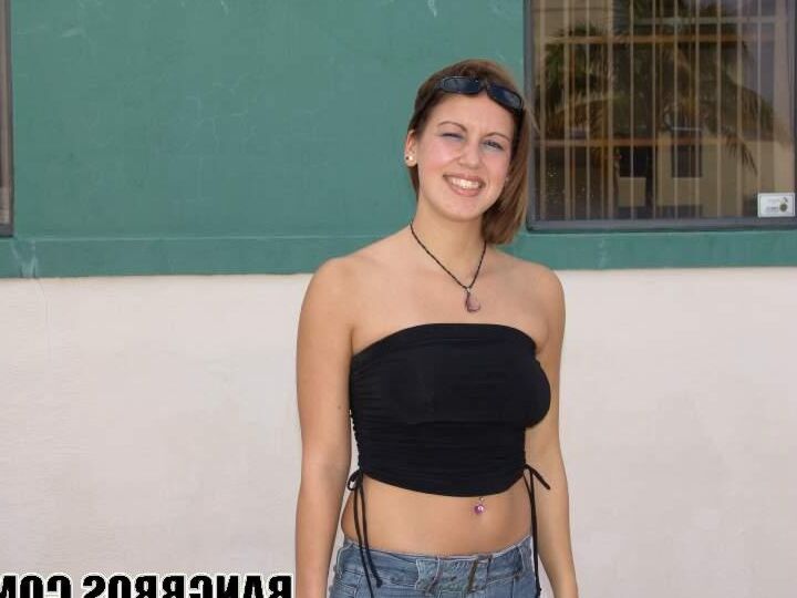 21P Amateur stunner Megan fucks a big dicked stranger in a van & gets a facial