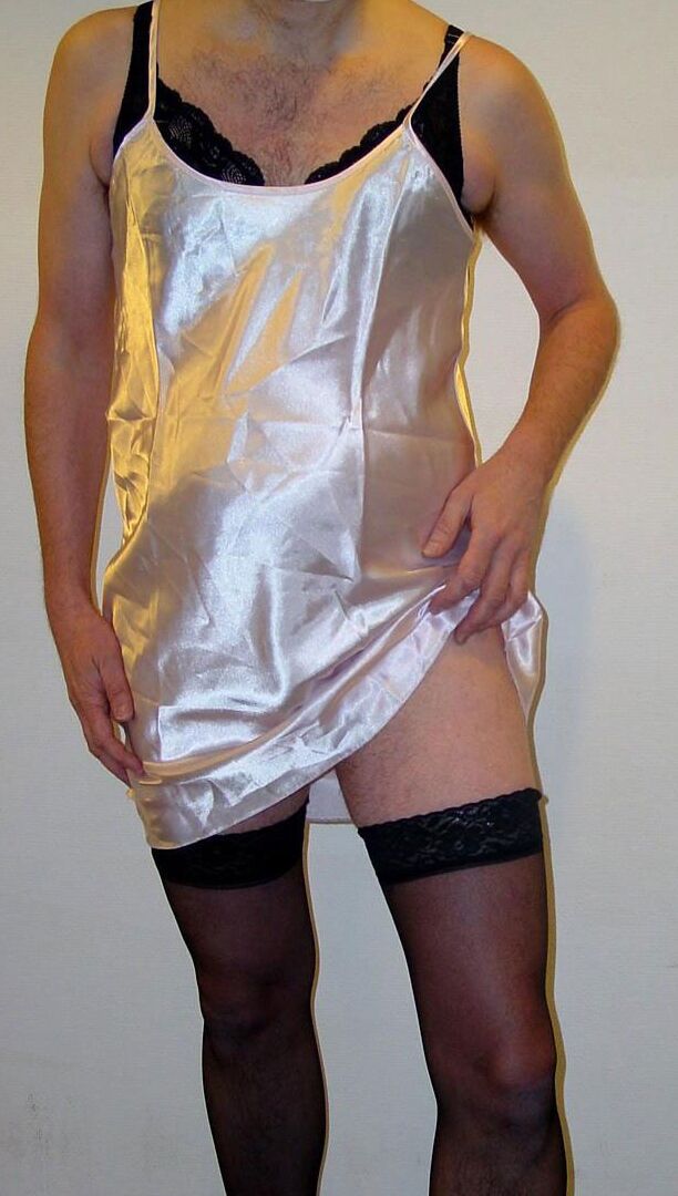10P Uma crossdresser misteriosa apaixonada por lingerie