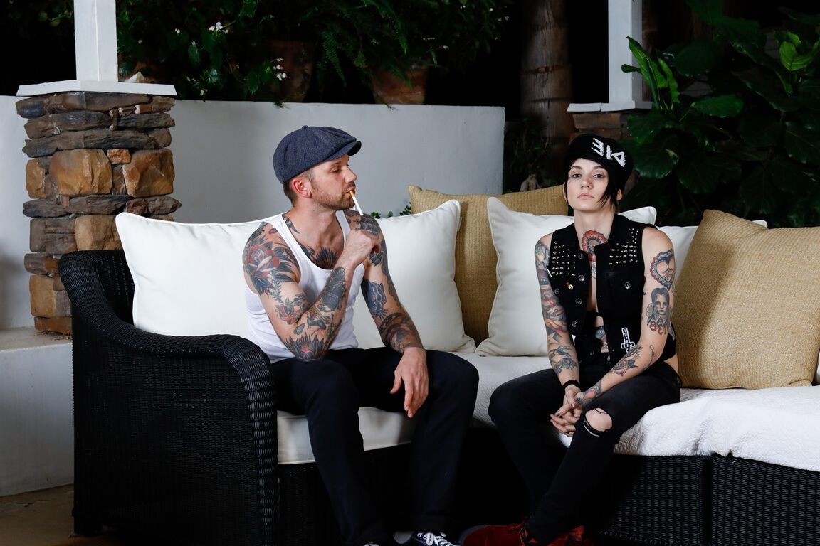 15P Casal tatuado Will Havoc