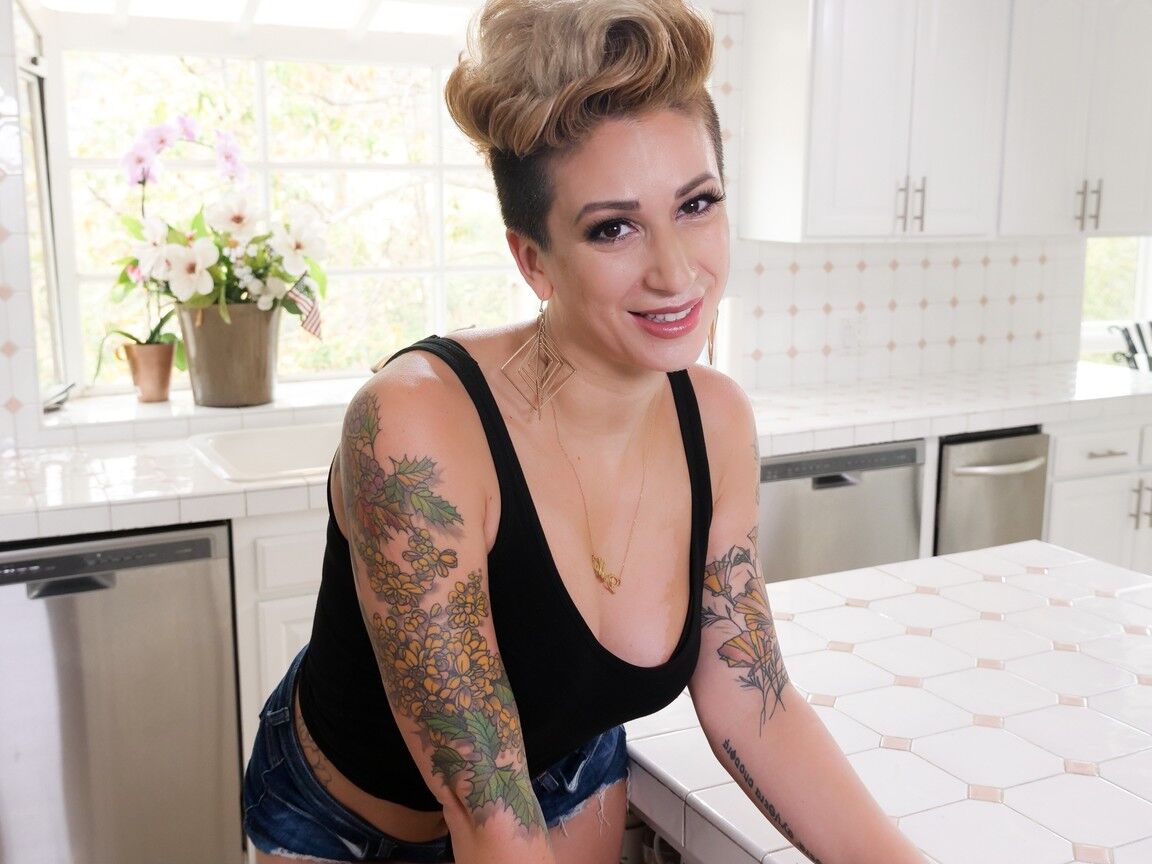 15P Mami Sopla Lo Mejor Della Dane Cocina MILF Rubia Gonzo