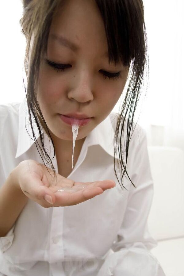16P SARA Asian doll in shirt uses skilled tongue at licking shlong