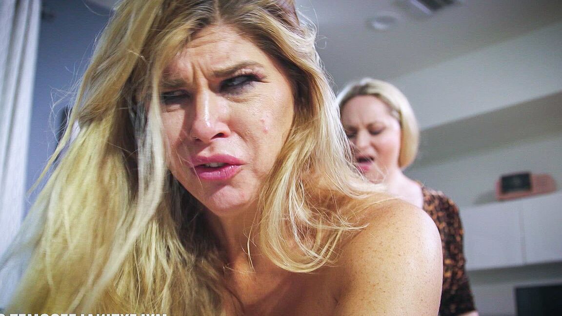 21P MYLF Tina Lee Comet, Carissa Montgomery, Aiden Starr