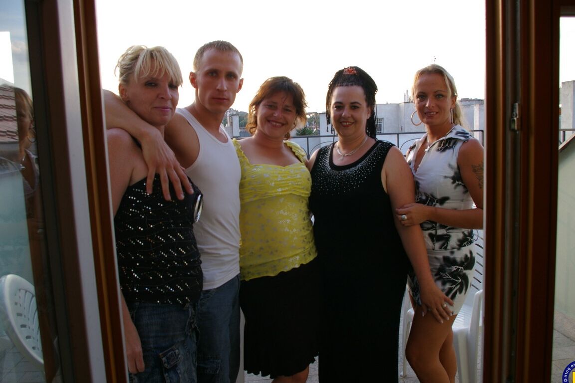 21P Maduro NL Carena, Fione, Jesca, Renate