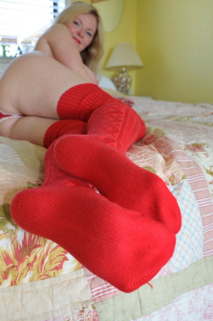 15P Mature first timer Tasty Trixie takes off her bra and panties in red stockings