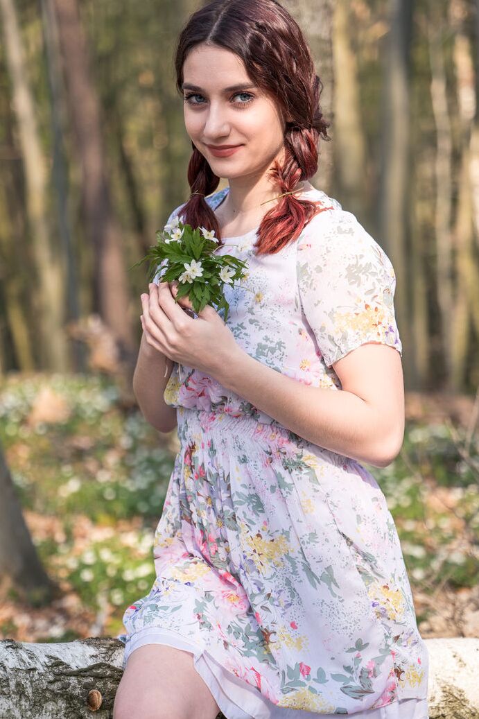 20P First timer Gloria bares her young girl's body on a fallen tree in the woods