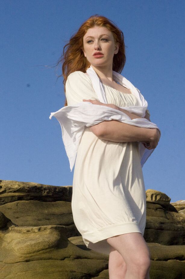 16P Natural redhead Ginger R models totally naked on seaside rocks