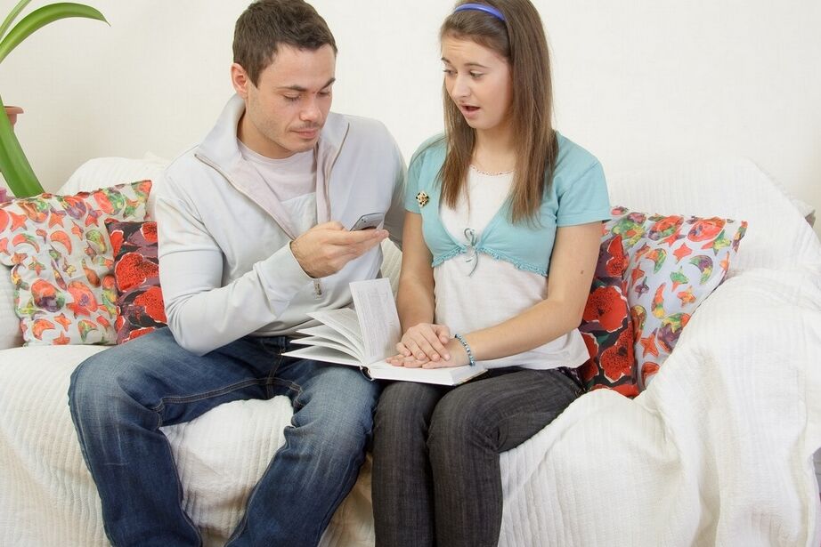 16P Young girl Maia gets checked out by a gyno doctor before losing her virginity