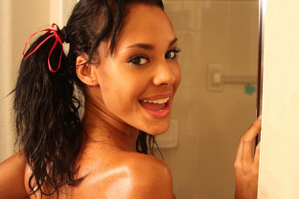 21P Diosa Desnuda Danica A