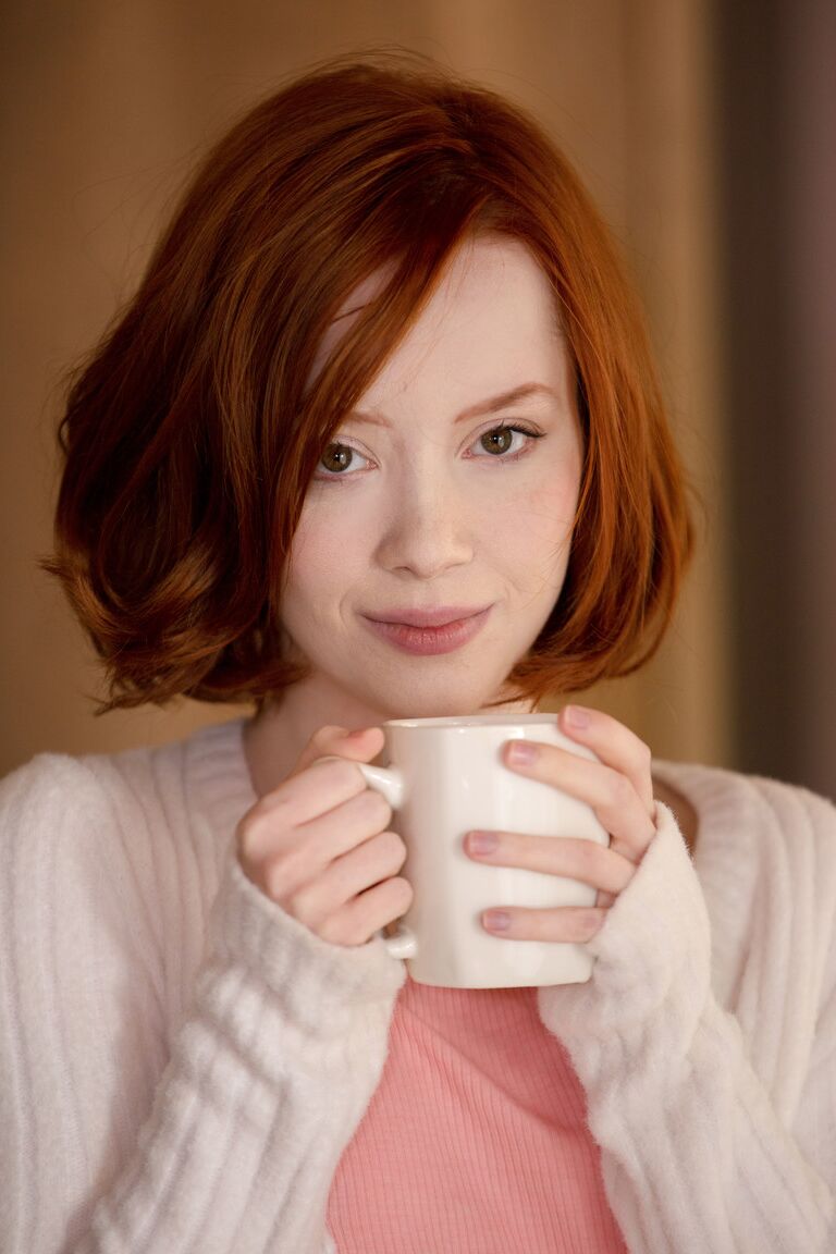 21P Viv Thomas Lottie Magne, Sia Siberia