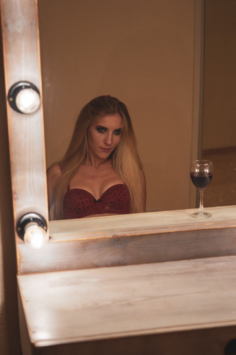 21P The Life Erotic Kerry Bradshow