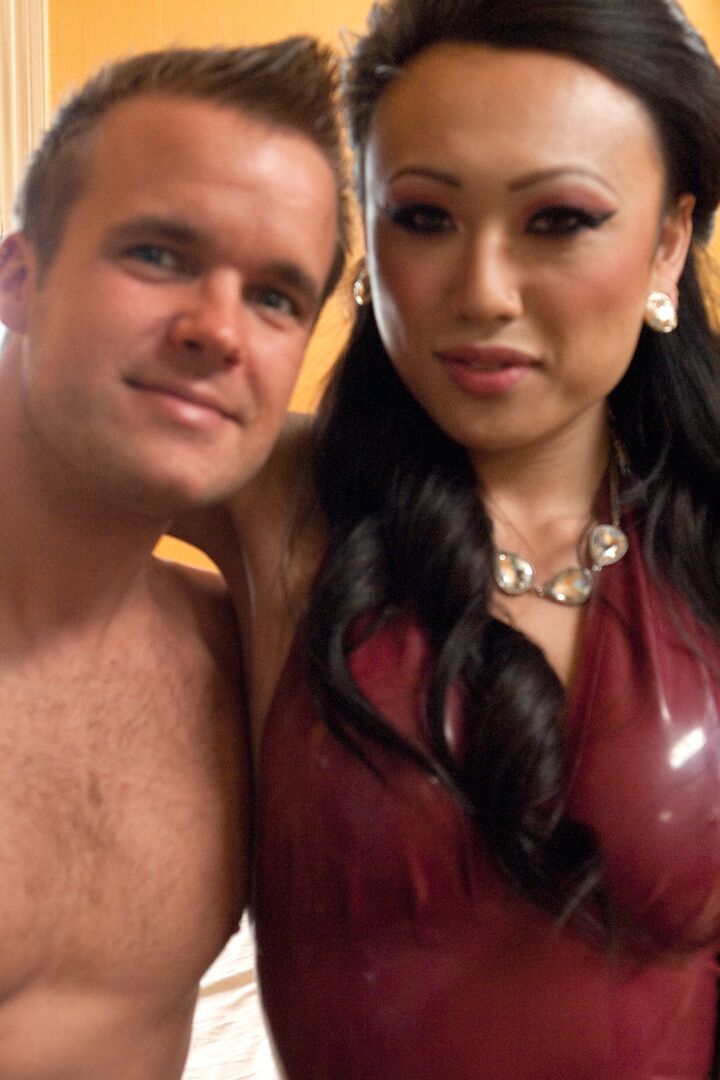 21P TS Seduction Connor Patricks, Venus Lux