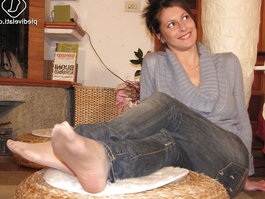 16P The more Elena reads the more she wants to fuck hard with her man