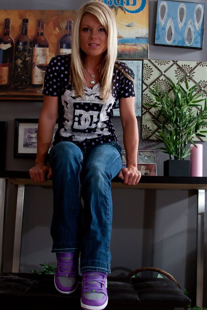 15P Dirty blonde Meet Madden sticks her tongue while getting naked in a SFW manner