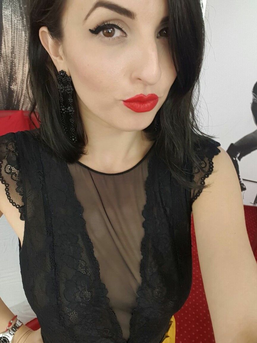 15P Miryam Lena Amor