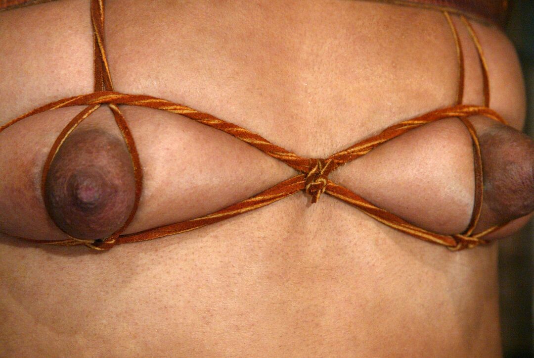 21P Hogtied Sydnee Capri