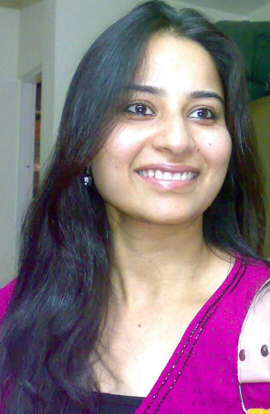 10P Indian females model in their clothes and totally naked as well