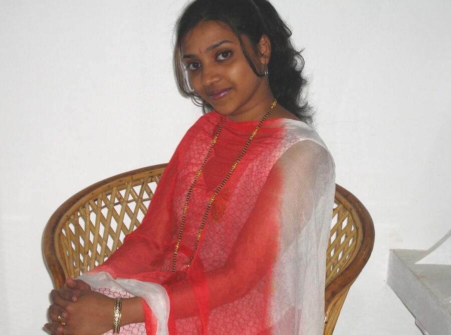 10P Indian female is caught in her underwear while trying on different outfits