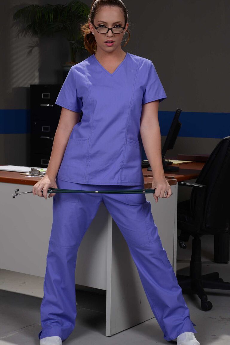 21P Redhead nurse Maddy Oreilly strips in hospital to show her petite body