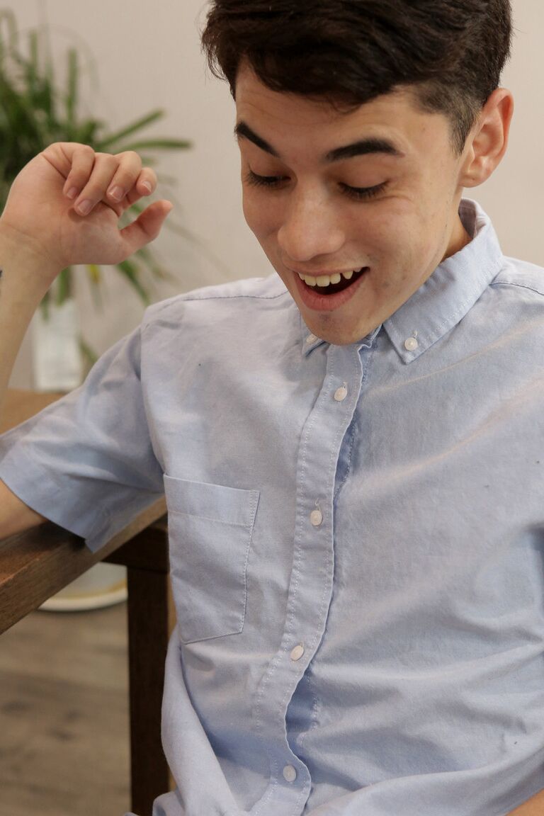 21P 小柄な女子生徒エリザ・イバラ