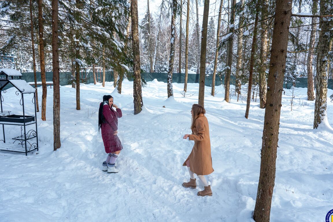 20P Playful Russian hotties Amanda Clarke & Isadora flash their cunts in the snow