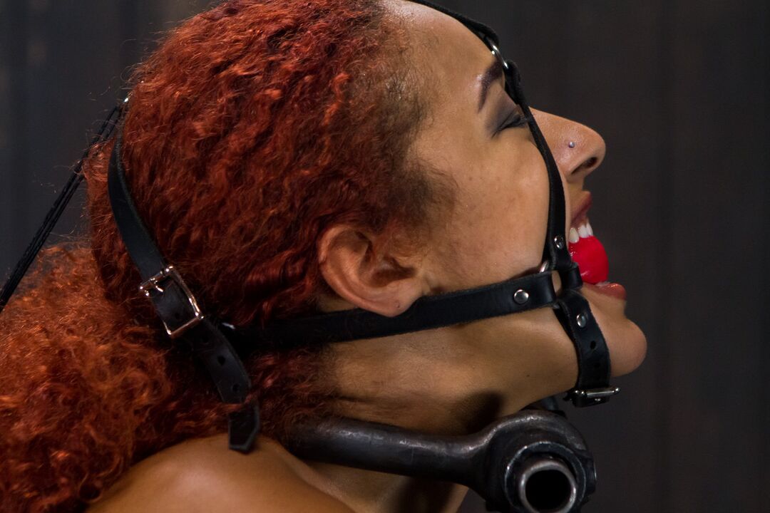 21P Device Bondage Daisy Ducati