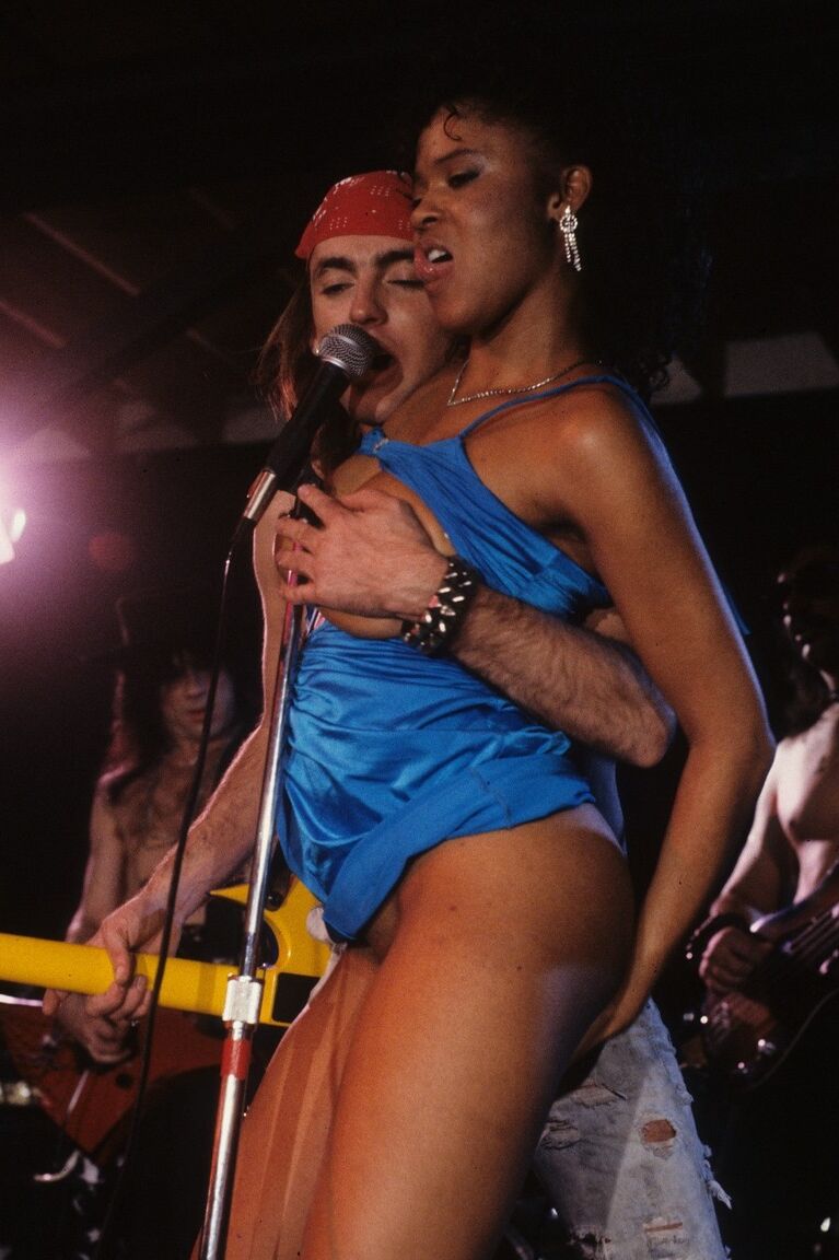 17P Groupies get up on stage and fuck a rock band and other audience members too