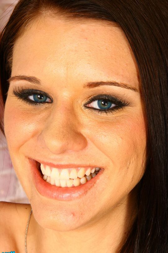 16P Mano Job Lexi Lynn Morena Seios Pequenos Seios Naturais