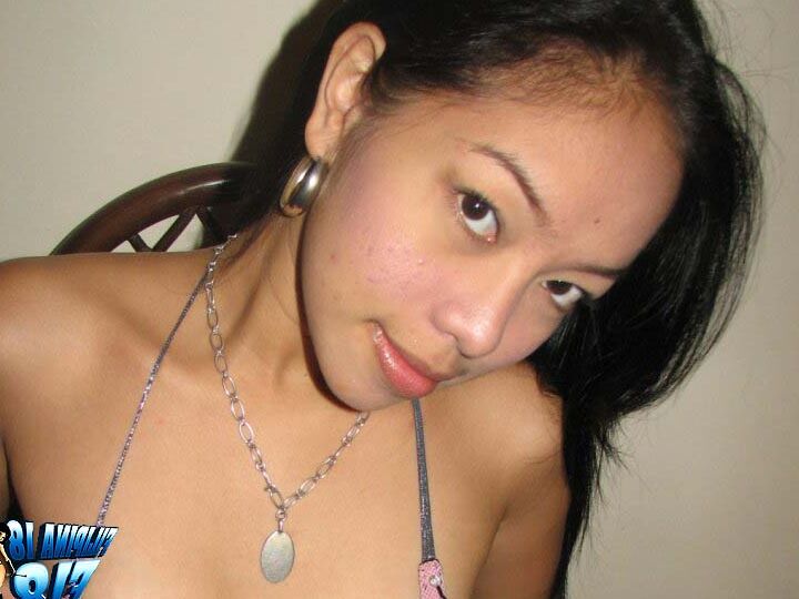 12P Philippine 18 ans, ado brune