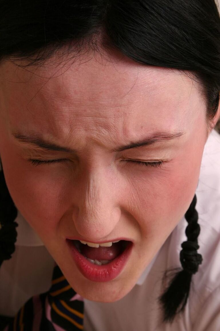 12P Spanking Online Anita OTK Spanking