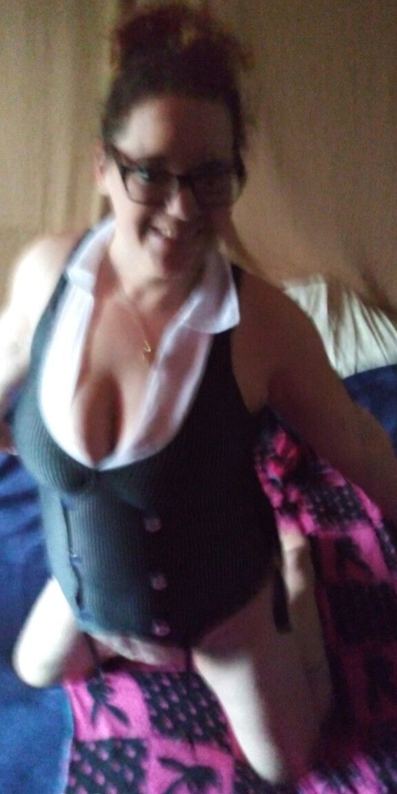 15P Red Ivy BBW Red Ivy