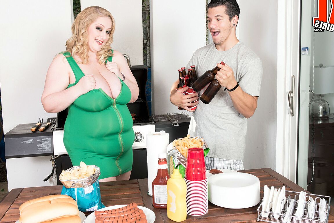16P XL Girls A Weiner For Reyna