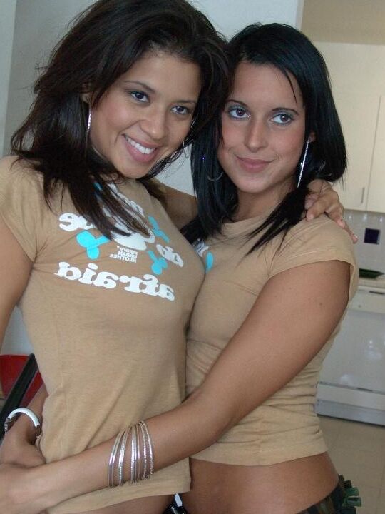 16P Três garotas gostosas Icela fox, Dasani
