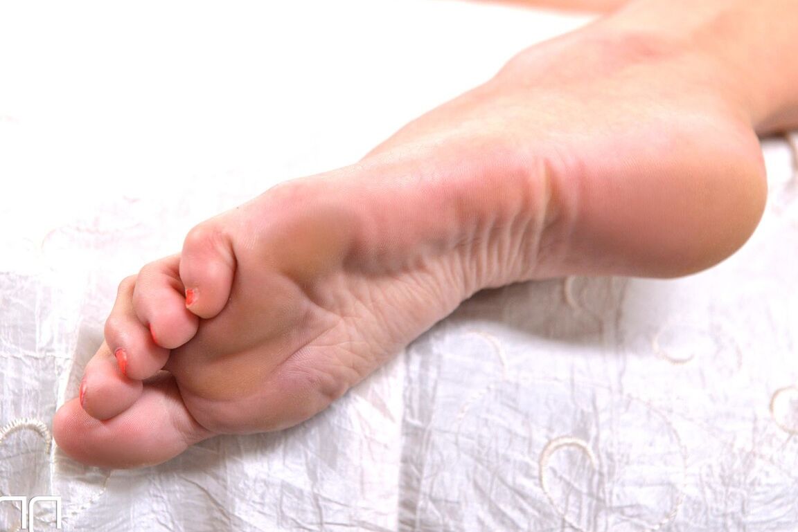 21P Heiße Beine und Füße Coco De Mal, Milana Blanc
