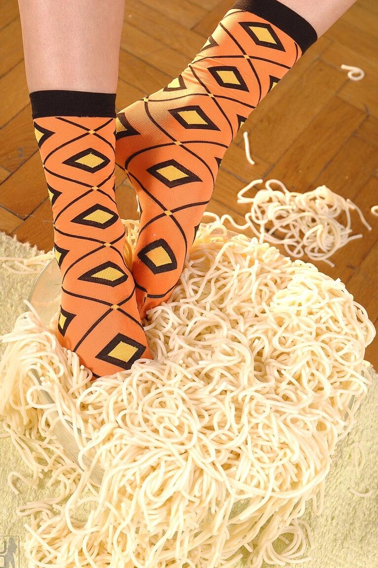 21P Sweet Gitta Blond and Miki S strip and get messy with noodles on the floor