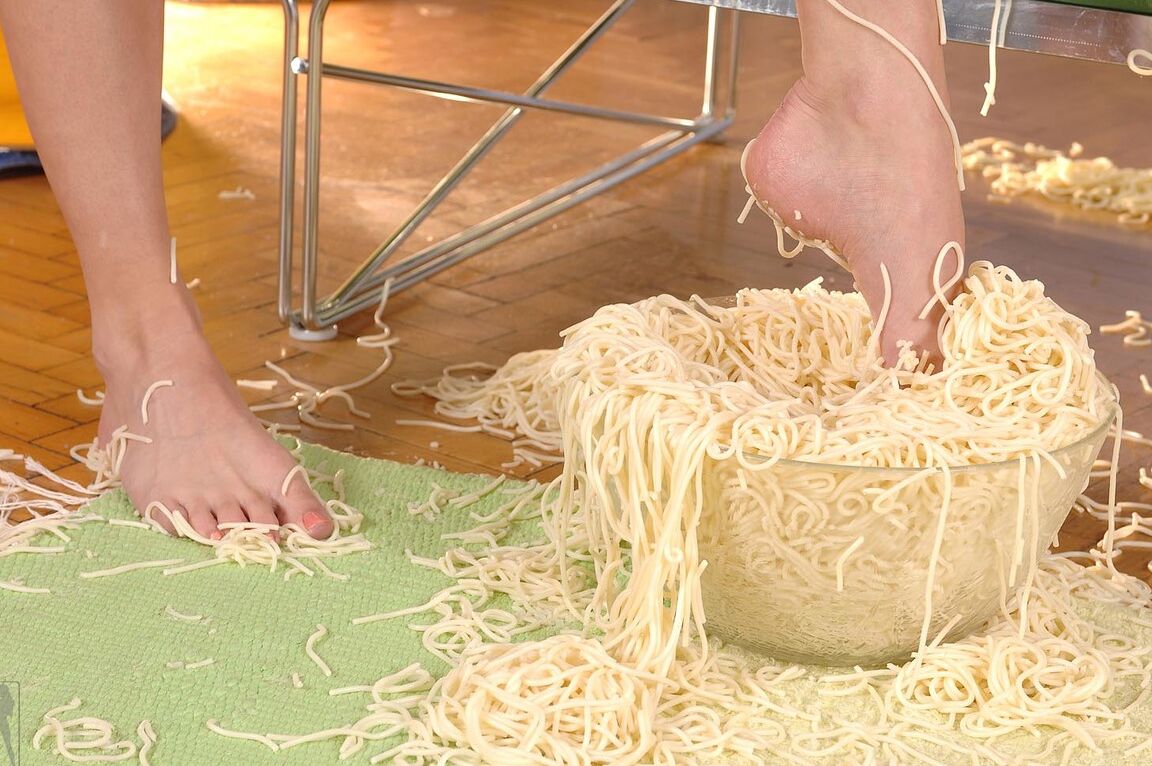 21P Sweet Gitta Blond and Miki S strip and get messy with noodles on the floor