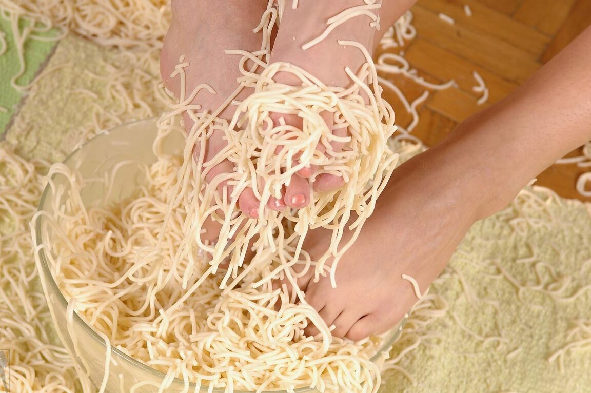 21P Sweet Gitta Blond and Miki S strip and get messy with noodles on the floor