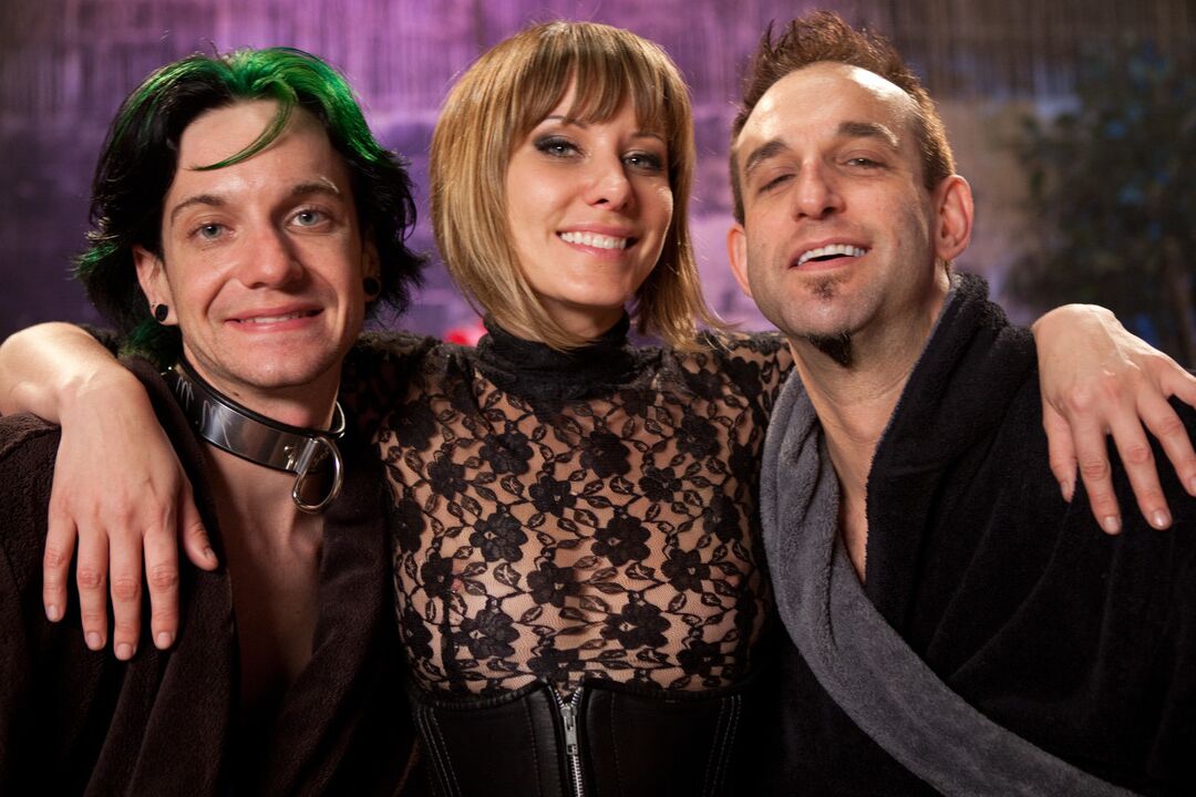 21P Divine Bitches Jason Miller, Kade, Maitresse Madeline Marlowe