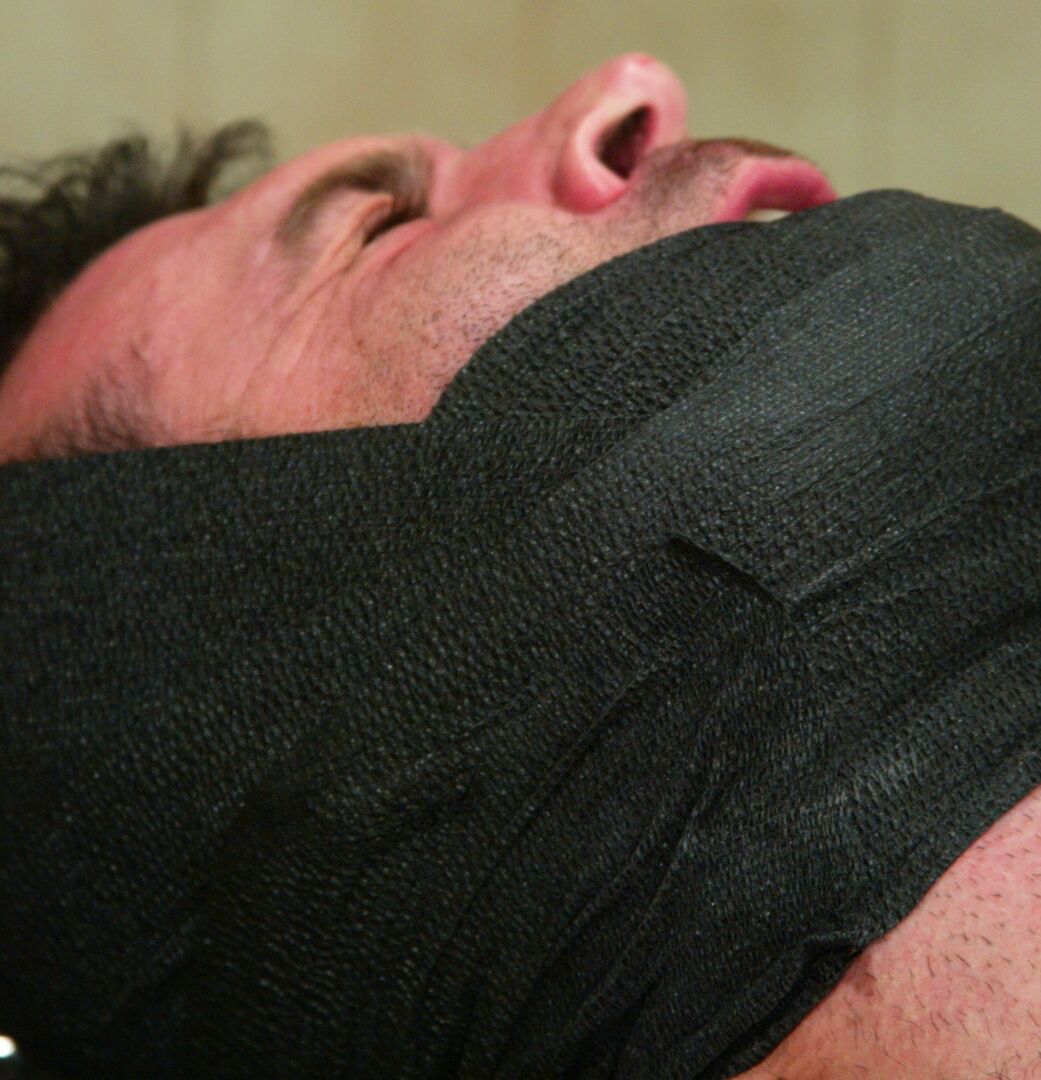 17P Brutal doctor dominatrix examines sub using electricity to test pain tolerance