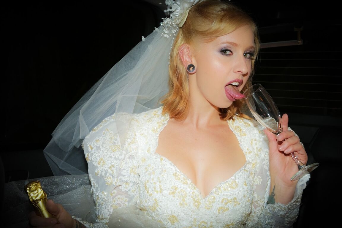 17P Noiva maluca Eidyia fodida na bunda pelo príncipe negro Yahshua antes do casamento
